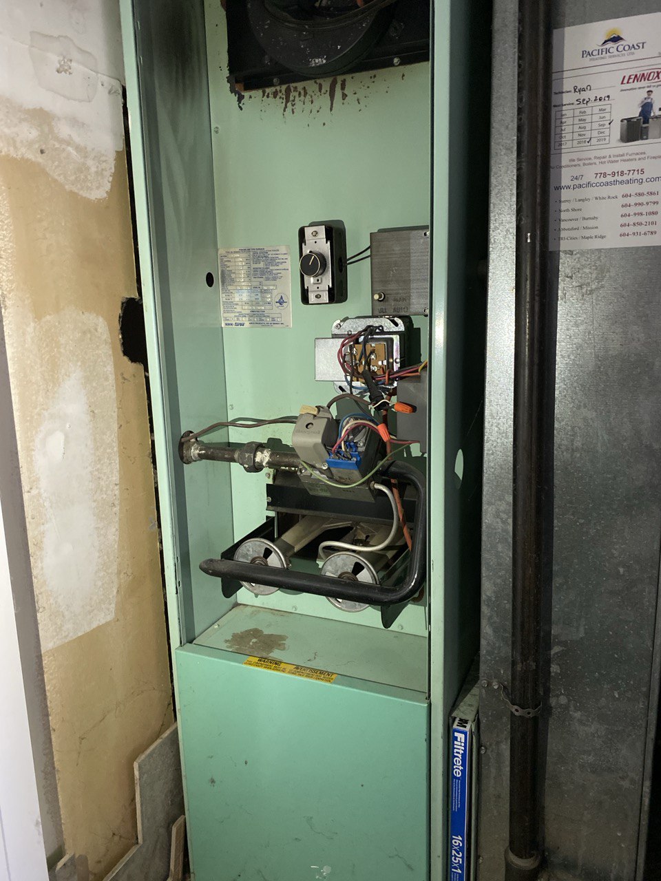 Surrey Gas Furnace Repair – Fast, Safe & Licensed Emergency Technicians 2 Surrey Gas Furnace Repair