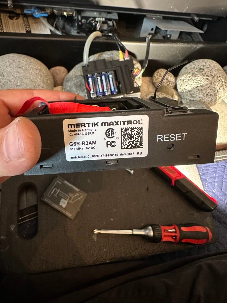 Gas fireplace receiver problems and receiver replacement 
